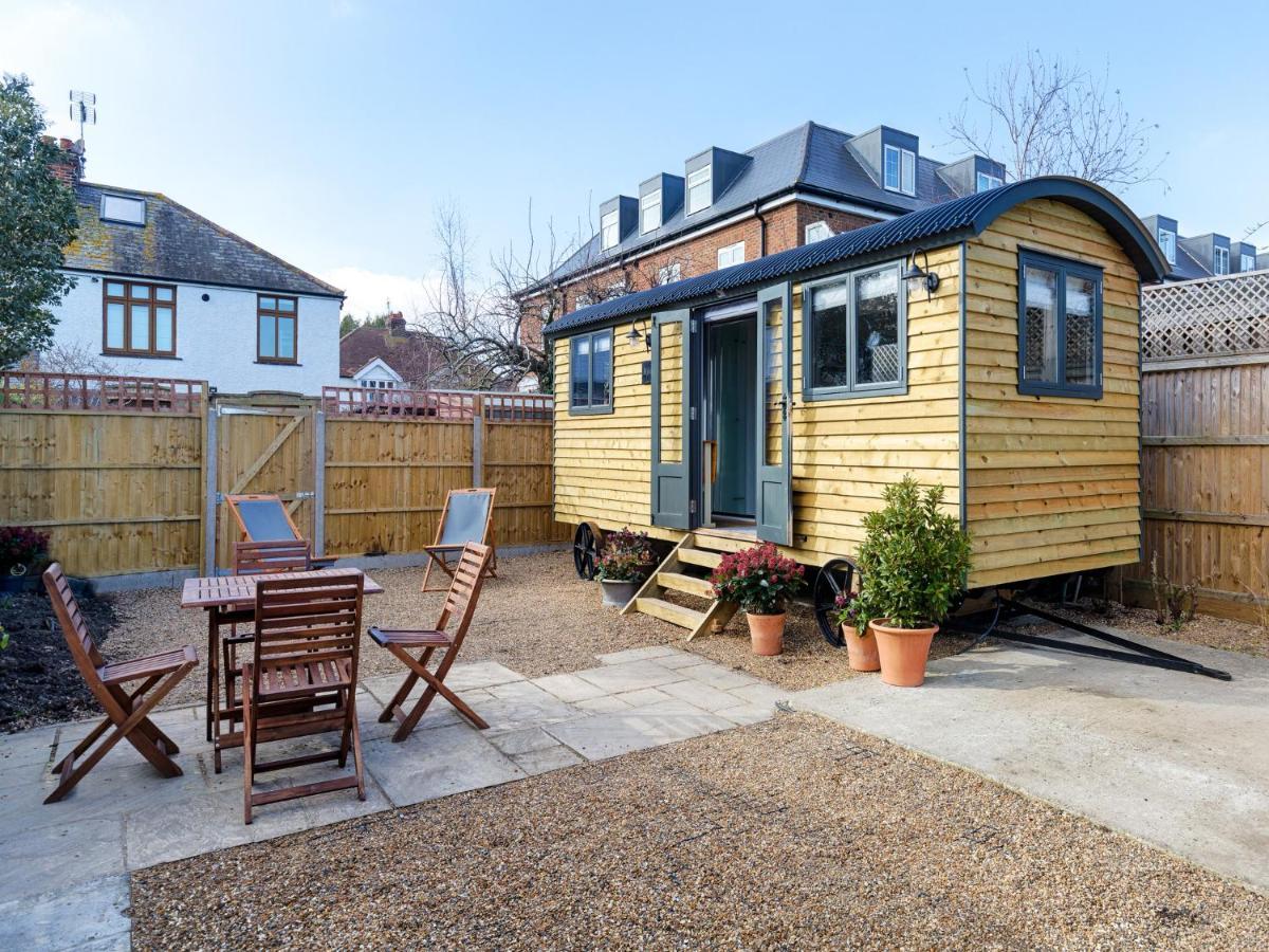 Pass The Keys Whitstable Shepherds Hut Minutes From The Harbour Villa Exterior foto